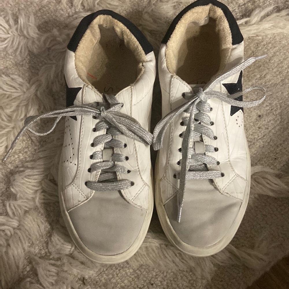 GOLDEN GOOSE INSPIRED SNEAKERS
